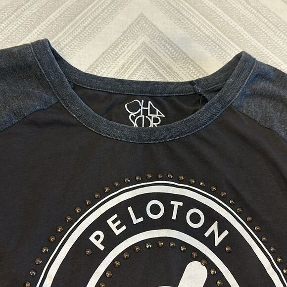 Peloton x Chaser ‘count me in’ Black & Grey Raglan with Grommets Shirt - Picture 3 of 7